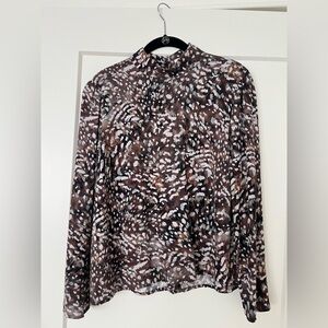 Bella Dahl Brown and Black Patterned Blouse